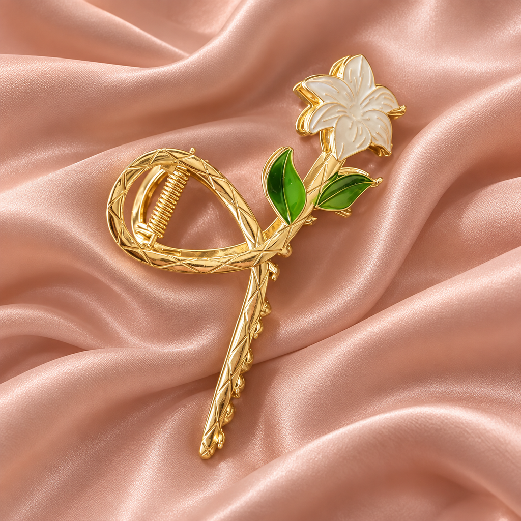 Gardenia Glow Hair Clip