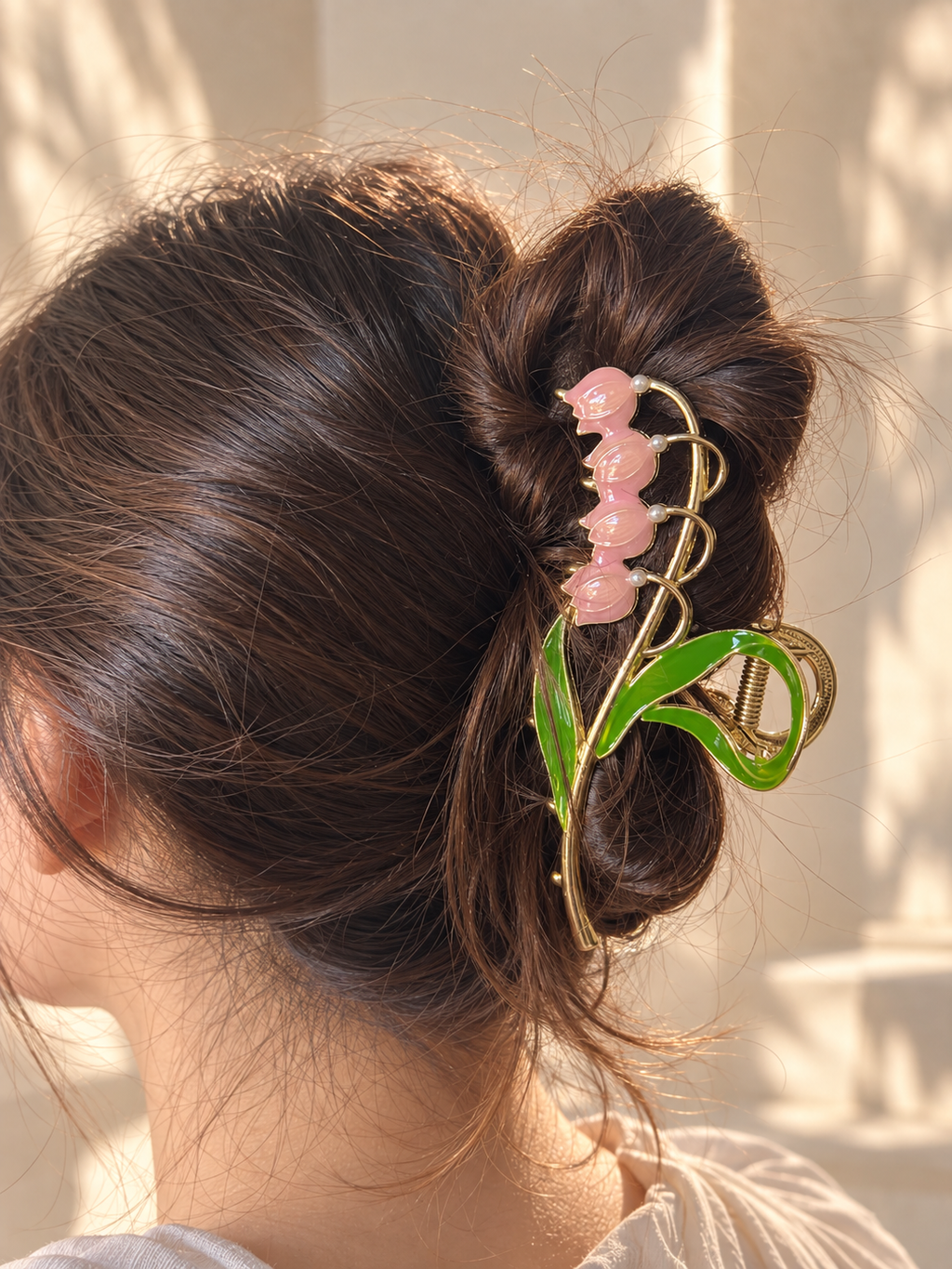 Blooming Lily Hair Clip